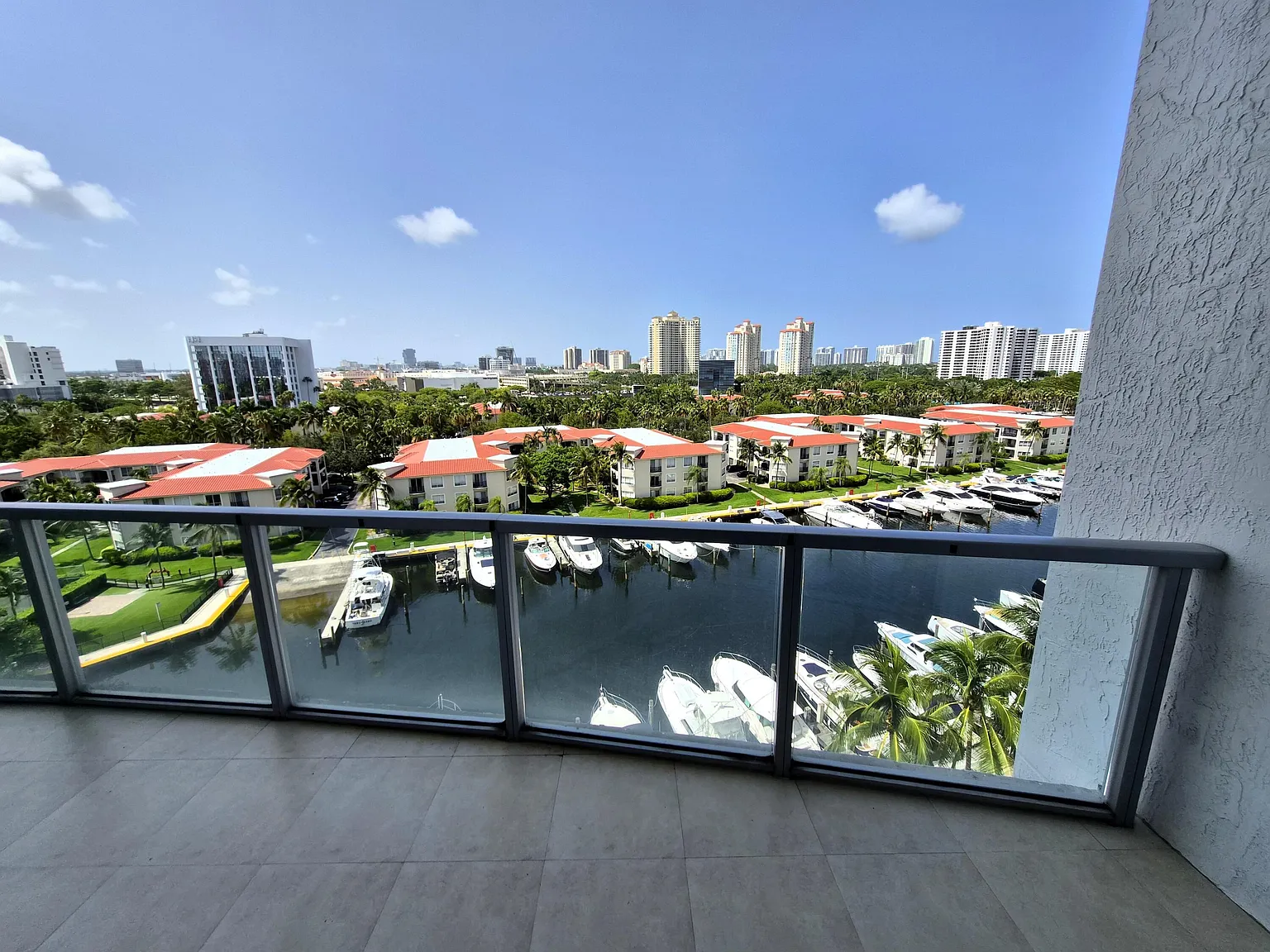 Uptown Marina Lofts Condo — Photo 1