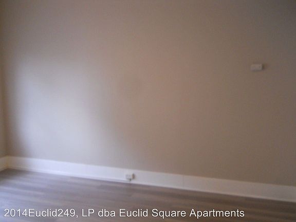 4th image of 249 N Euclid Ave #No111