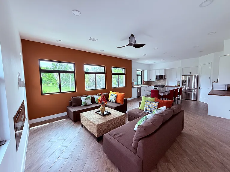3273 Hedwig Rd — Photo 18