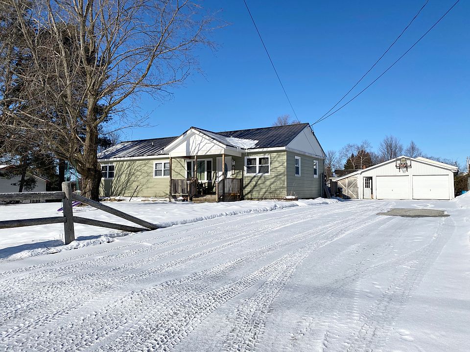 2nd image of 11 Bradley Ct