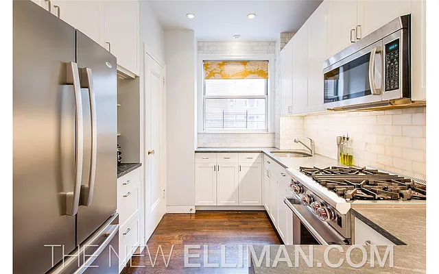 Sold by Douglas Elliman | media 31