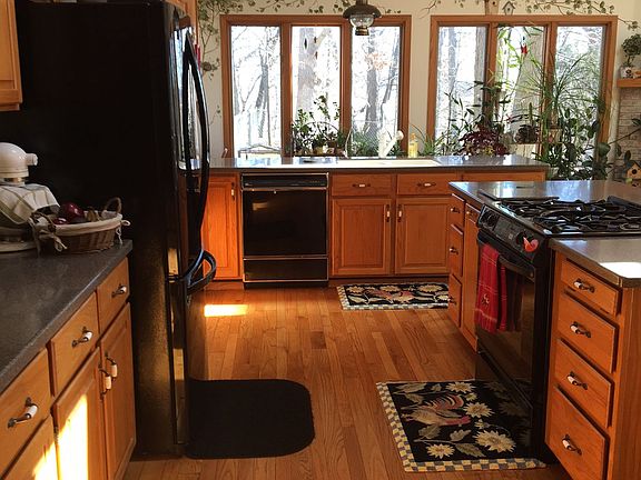 3rd image of 46 Alohalani Dr
