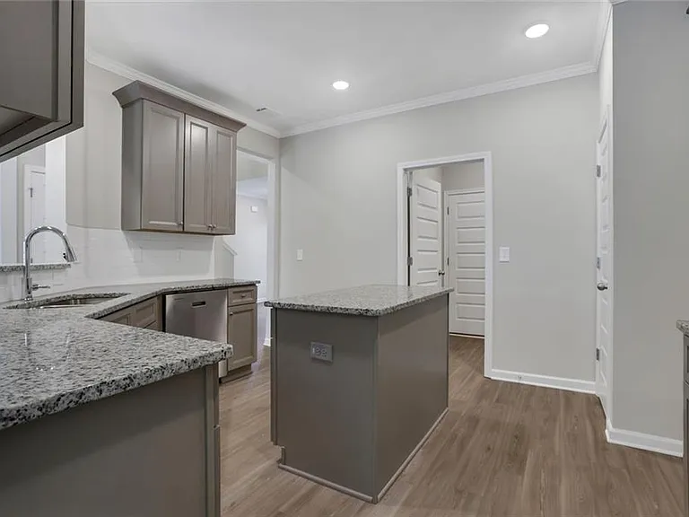 236 Eva Way — Photo 9