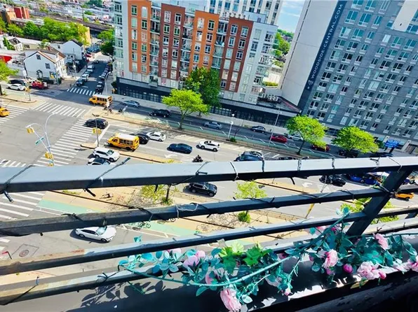 70-09 45th Avenue image 22 of 25