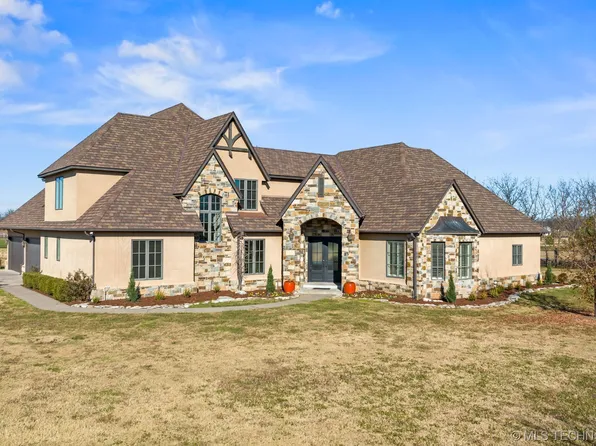 2825 E 171st St S, Mounds, OK 74047
