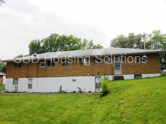 2nd image of 105 S Crescent Ave
