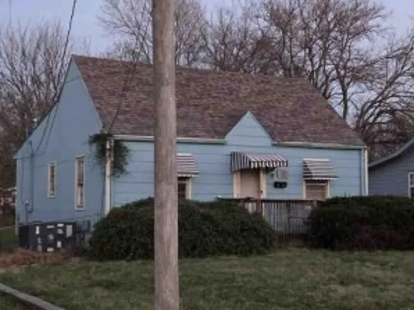 1210 S Market St, Mount Vernon, MO 65712