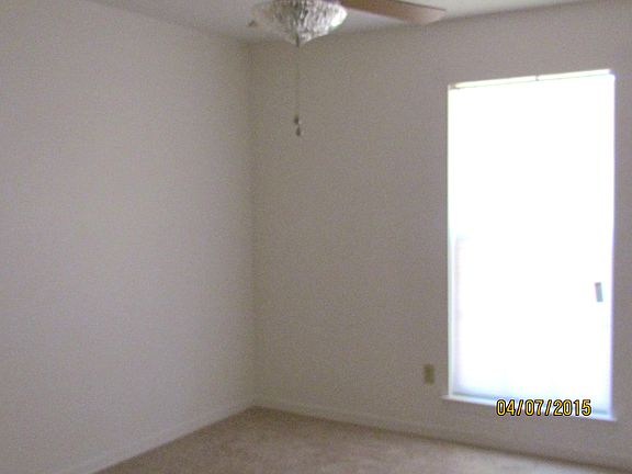 4th image of 1583 Meadowbrook Ct