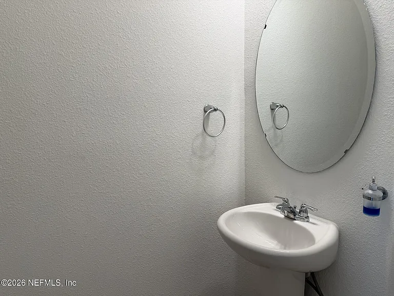 43 Thurnham Ln — Photo 11