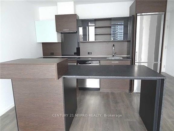 5th image of 75 Saint Nicholas St #2606