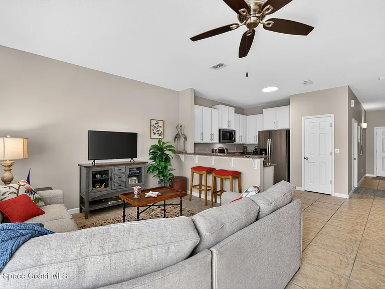 2515 Revolution St #103 — Photo 9
