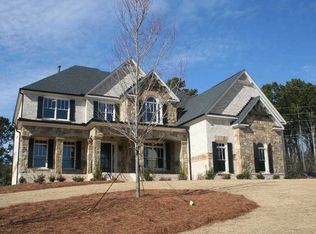 310 King Estates Dr, Roswell, GA 30075