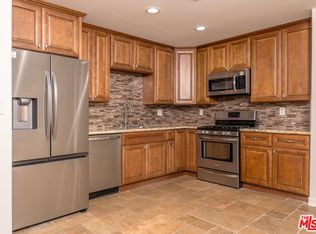 234 E Tamarack Ave, Inglewood, CA 90301