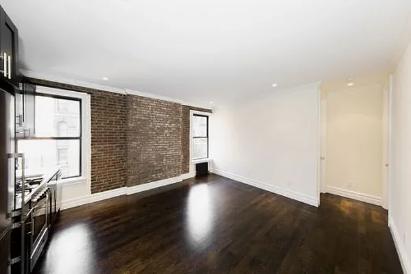 Rented by Keller Williams NYC | media 17