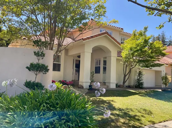 1 Emperor Way, Napa, CA 94558