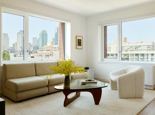 233 50th Ave #1110, Long Island City, NY 11101