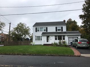 301 Howard Ave, Woodmere, NY 11598