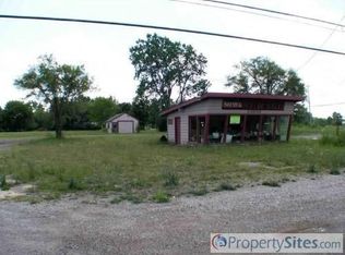 5008 Davison Rd, Burton, MI 48509