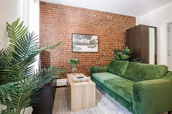 Rented by June | media 2