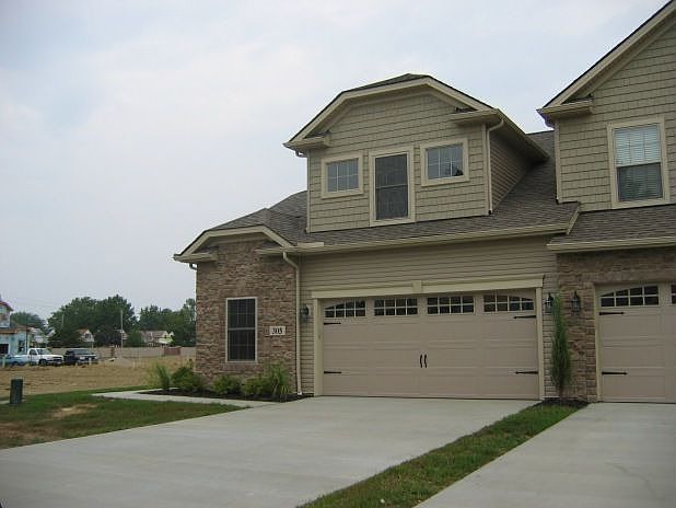 1st image of 316 Lakewick Ln