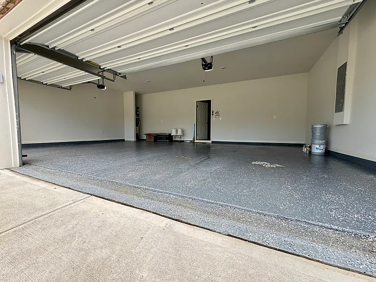 3 Car garage