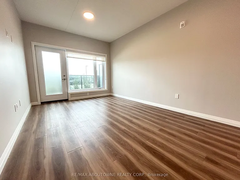 28 Westhill Dr #LL02 — Photo 8
