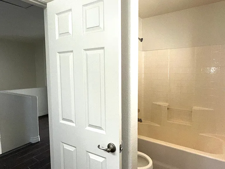 14073 Mare Ln — Photo 16