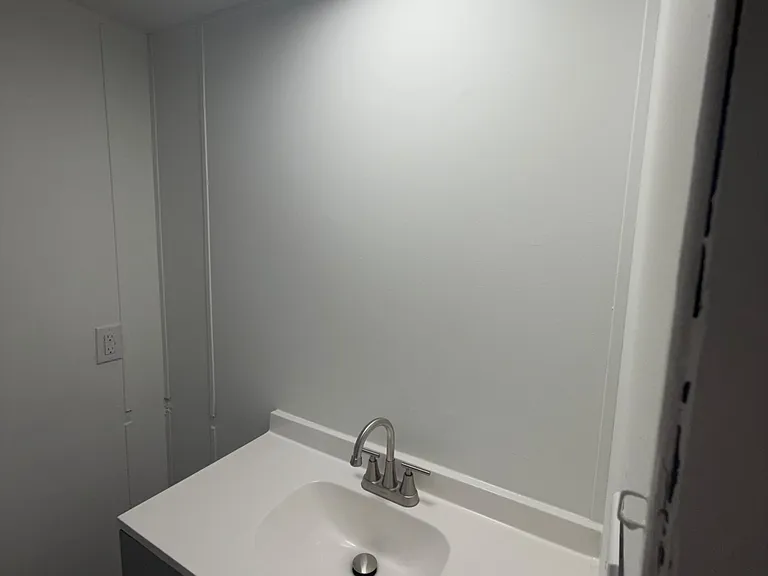 153 Artic Ct #153 — Photo 2
