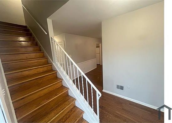 4th image of 5263 Boy Scout Rd