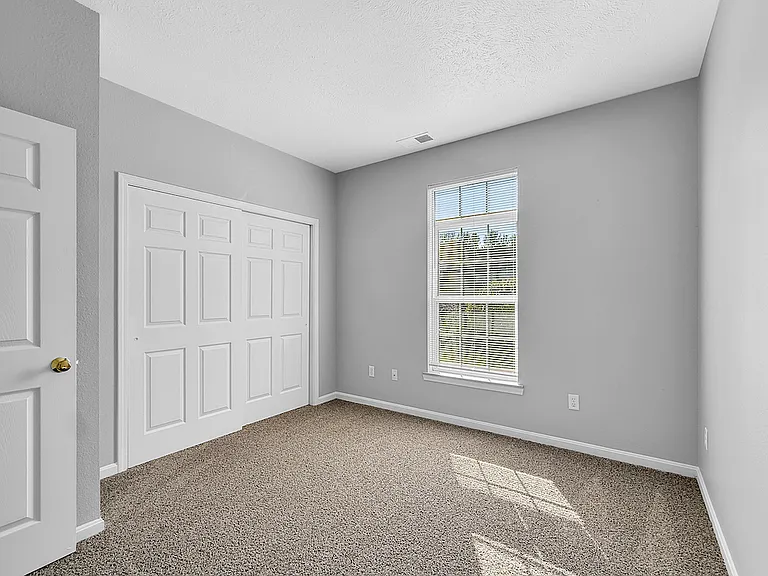 Beaver Creek Apartments — Photo 37