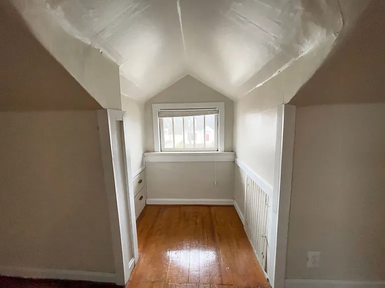 215 S Talley Ave — Photo 19