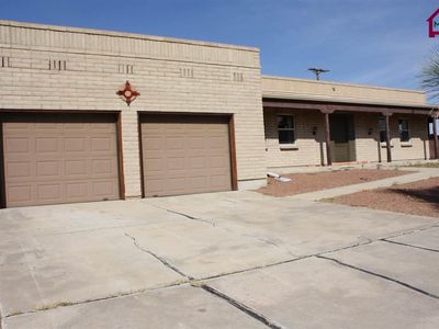 2085 San Acacio St, Las Cruces, NM, 88001