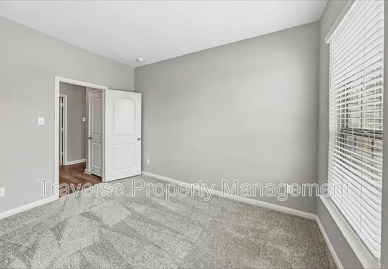 309 Bearman Dr — Photo 18