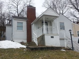 2656 Winchester Dr, Pittsburgh, PA
