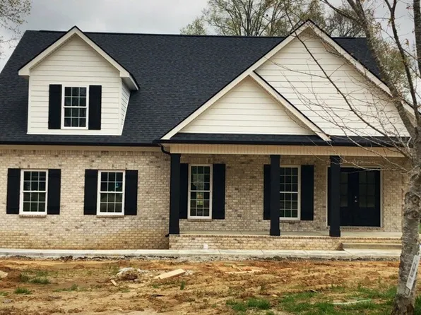 570 Lexington Cir, Manchester, TN 37355