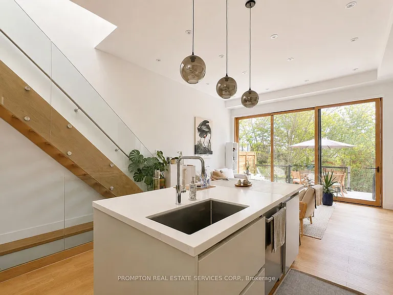 19A Linton Ave — Photo 5