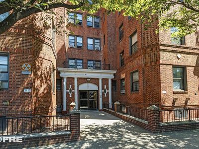909 E 29th St APT 2F, Brooklyn, NY, 11210