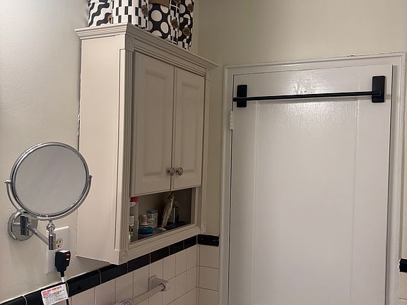 3rd image of 117 Northern Ave APT 6