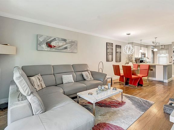 5th image of 2236 N Cypress Bend Drive #206