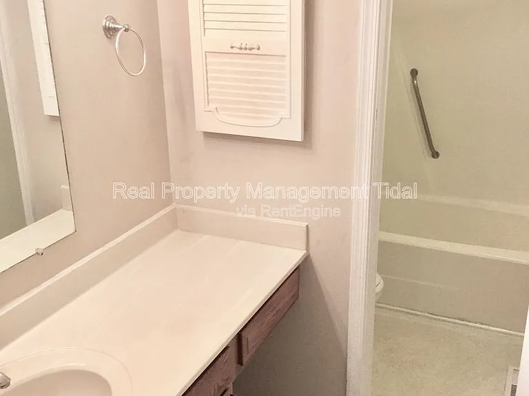 1664 Jameson Dr — Photo 13