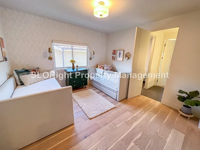 2279 San Luis Dr — Photo 12