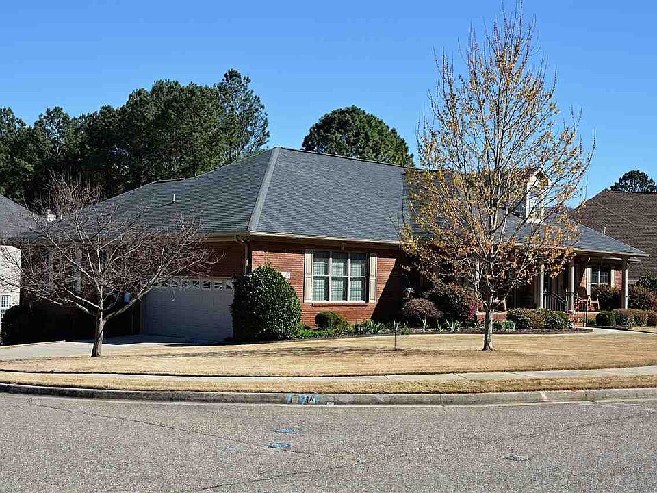 1st image of 2515 Clifton Dr SE