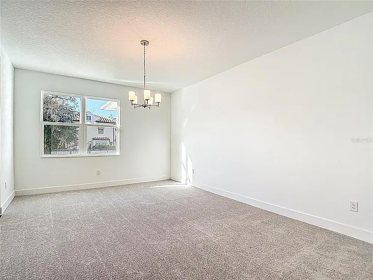410 S West Shore Blvd — Photo 10