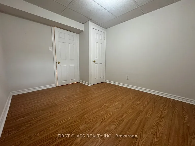 132 Peninsula Cres #BASEMENT — Photo 7