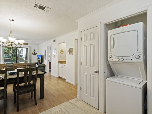 3rd image of 45 Folly Field Rd APT 13A
