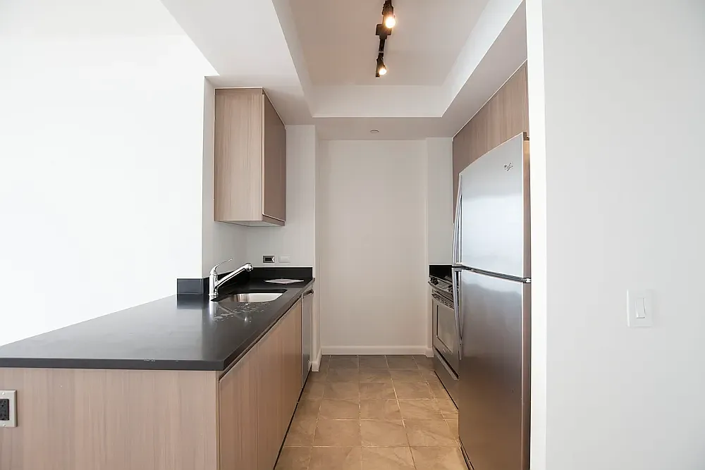 66 Rockwell Place — Photo 3