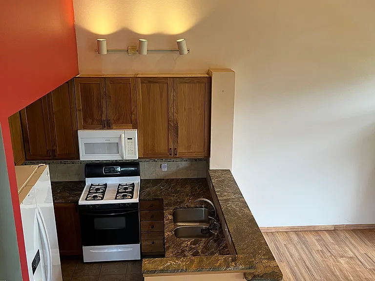 601 Mountain Vista Cir — Photo 4