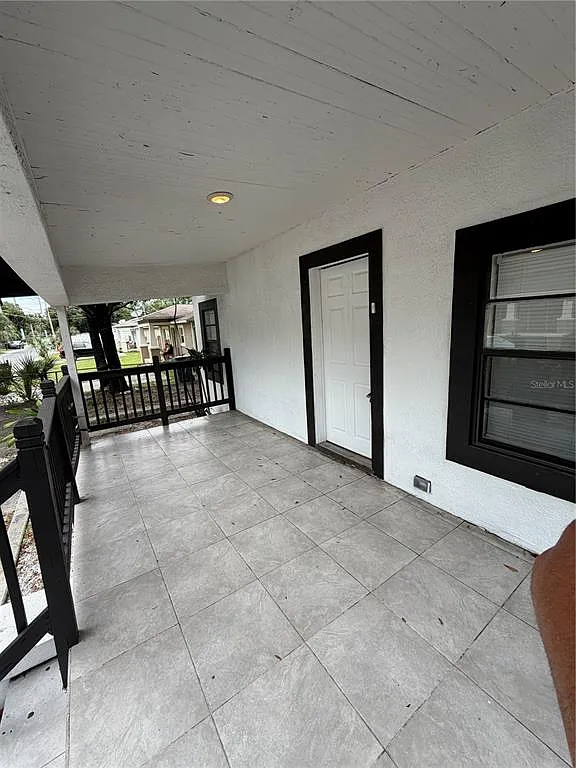 3 bed, 1.0 bath, 1200 sqft, $1,950 — Photo 4