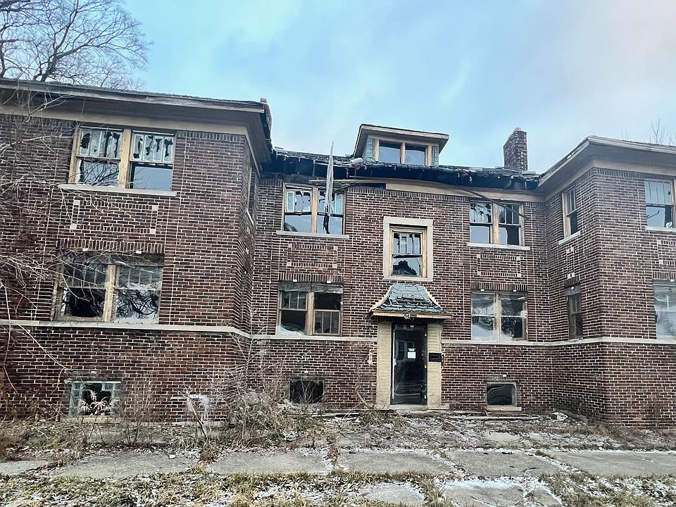 1st image of 5406 Ivanhoe St