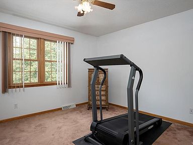 23 Chestnut Cor Lancaster Ny 14086 Zillow